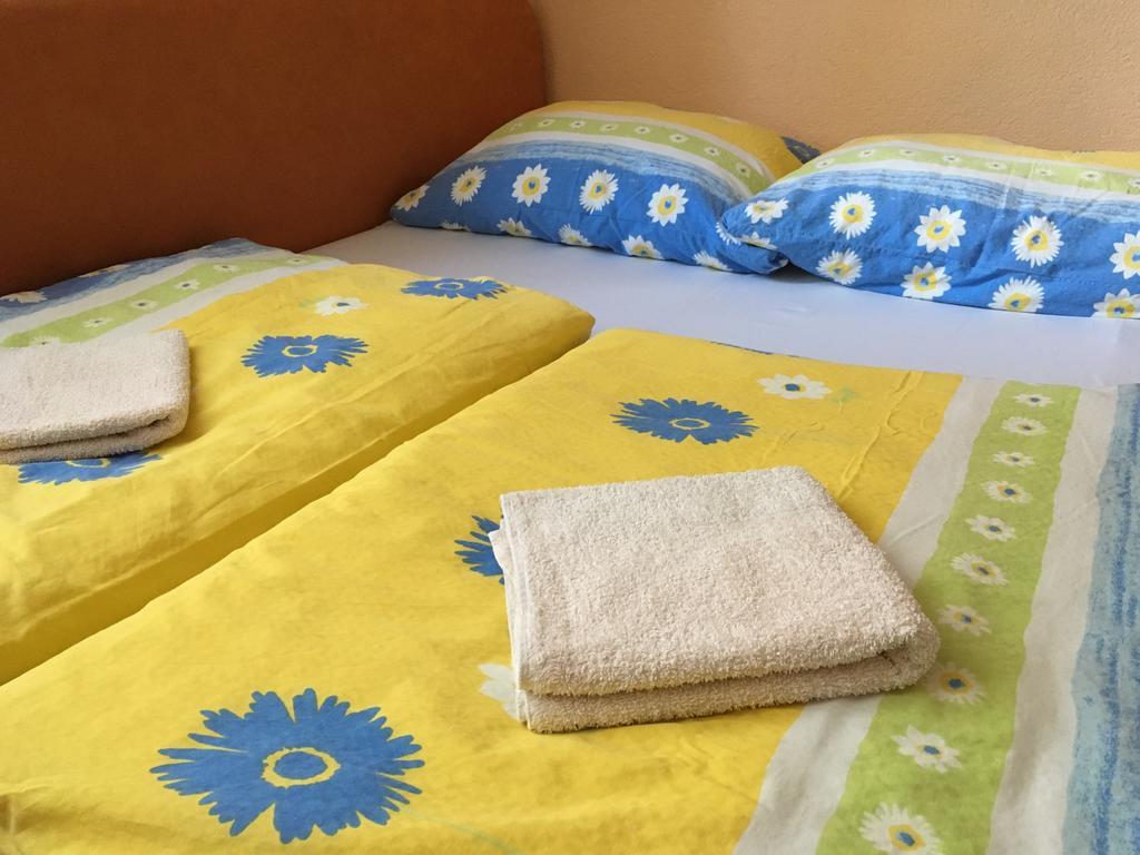 Apartmanovy Dom Králiky Exteriör bild